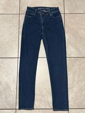 American Eagle Outfitters Dark Indigo Fitted Mom Jeans Stretch Size 0 Regular
